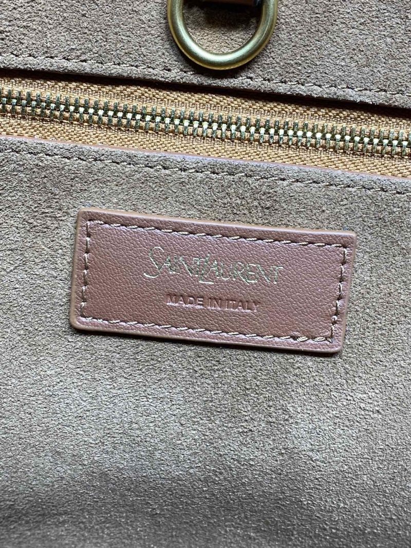 Y51 shopping bags